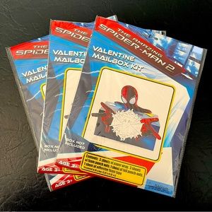 Spider-Man Valentines mailbox kit NEW